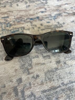 Ray-Ban Wayfarer Sunglasses